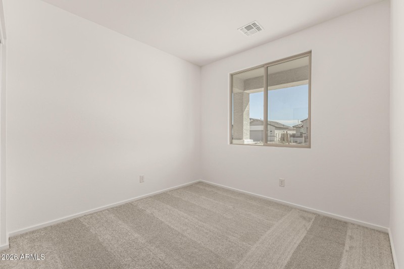 16 - Crescent Moon 46800