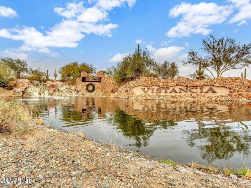 Entrance Vistancia signage