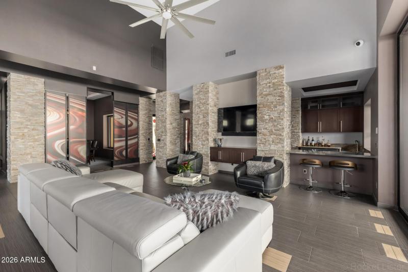 ARCHITECTURAL ONE OF A KIND MASTERPIECE