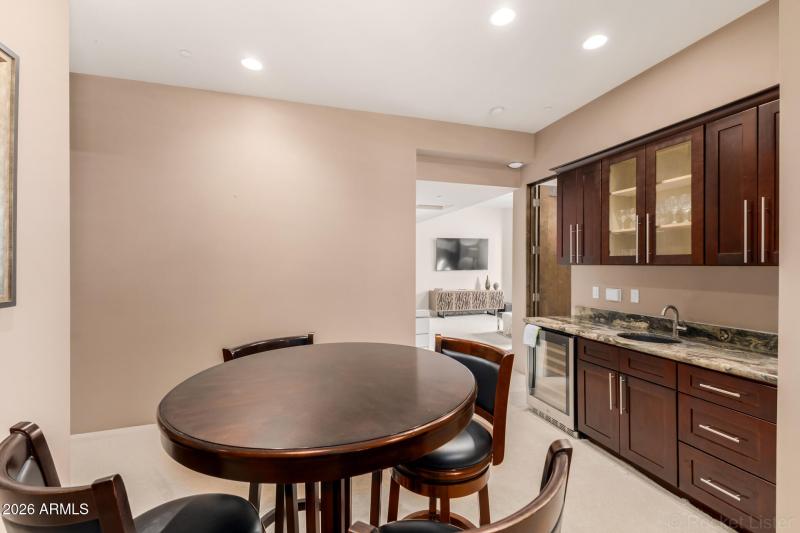 BAR WITH REFRIGERATOR AND A SINK