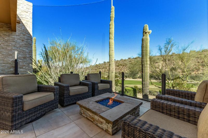 CONVERSATION SEATING