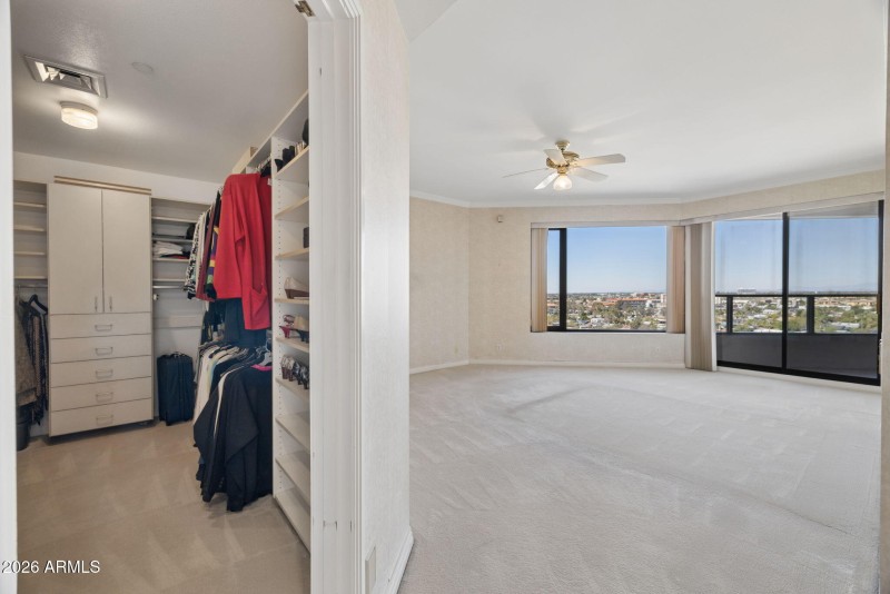 21-web-or-mls-1040-e-osborn-rd-803