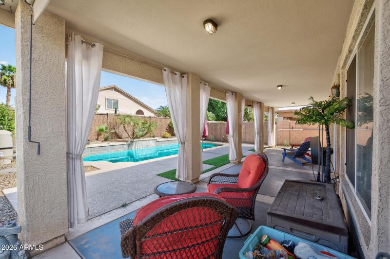 42_15760_w_Boca_Pool2_mls