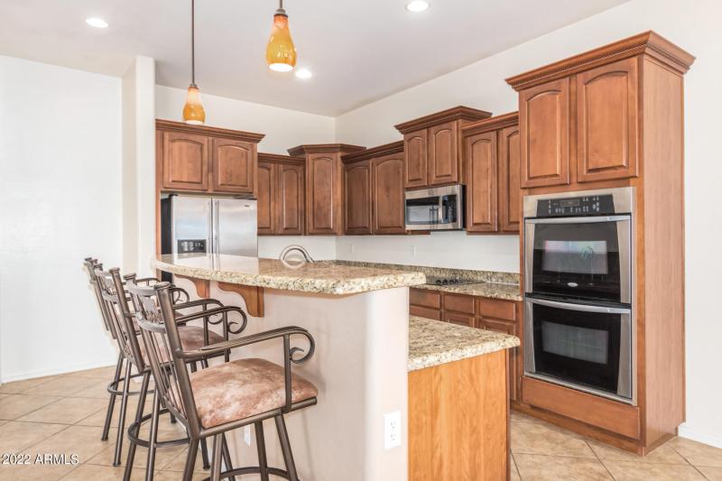 0018-18 - Joslyn 6015