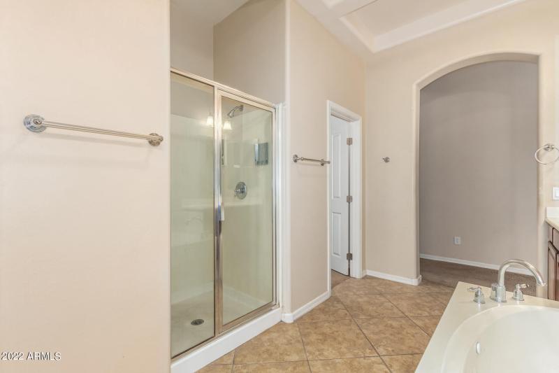 0029-28 - Joslyn 6015