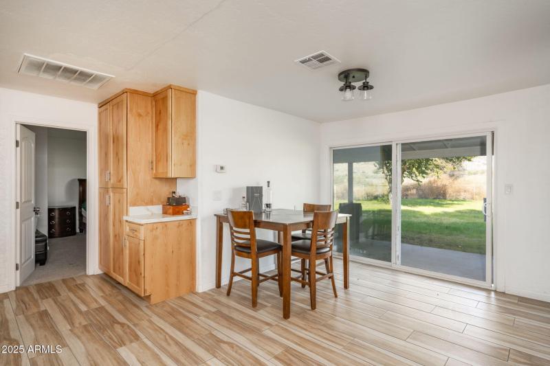 19-web-or-mls-3780-w-northern-ave