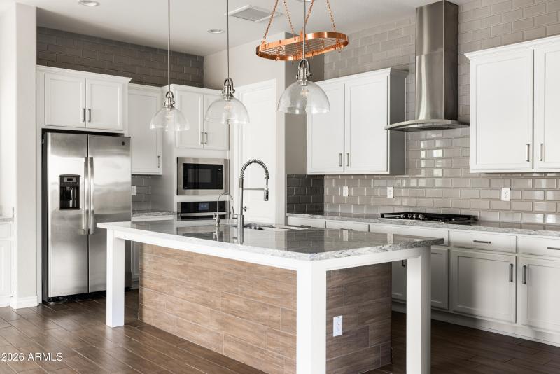 3276 E Los Gatos - 22_05