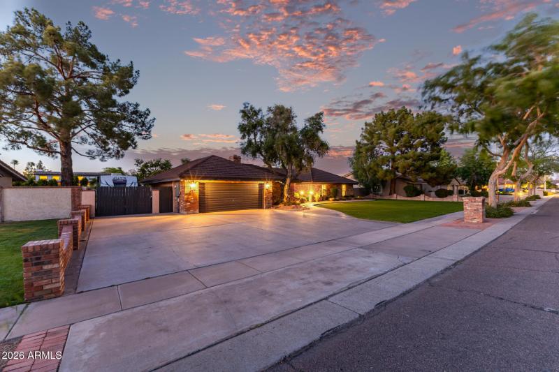 Tempe Luxury Home