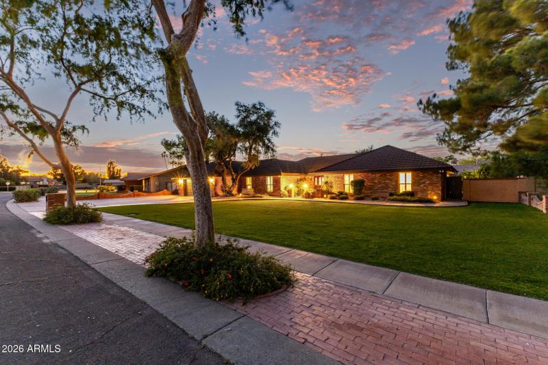Tempe Luxury Home