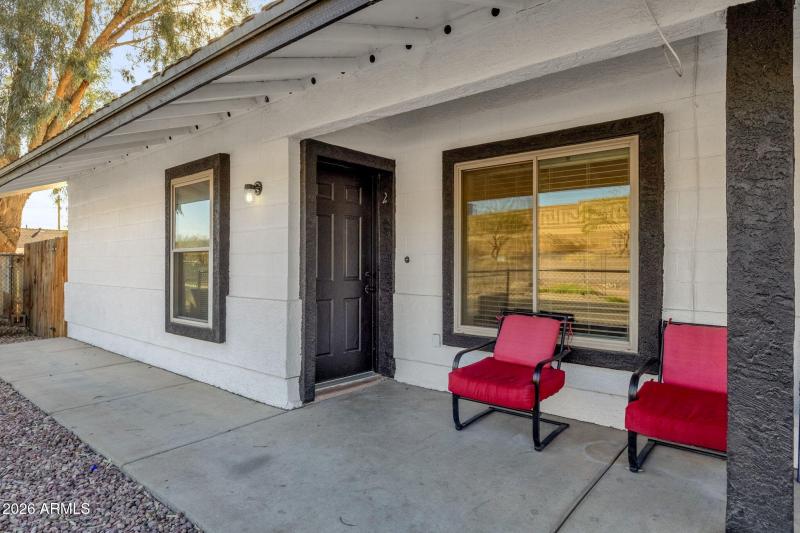 10-web-or-mls-1121-north-25th-pl-unit-1