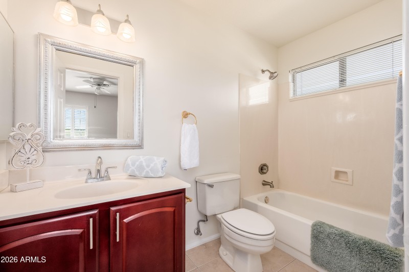 9596 E Windrose Dr - 25