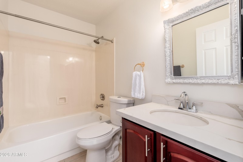 9596 E Windrose Dr - 26