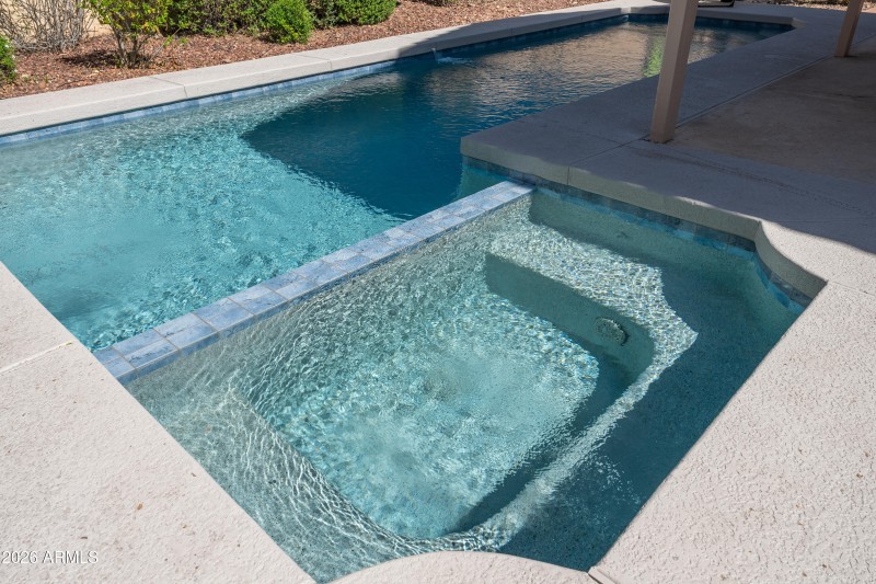 9596 E Windrose Dr - 36