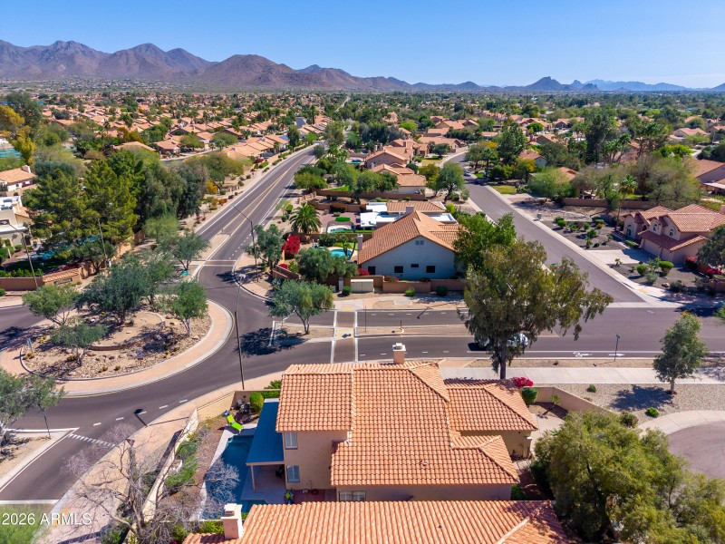 9596 E Windrose Dr - 39