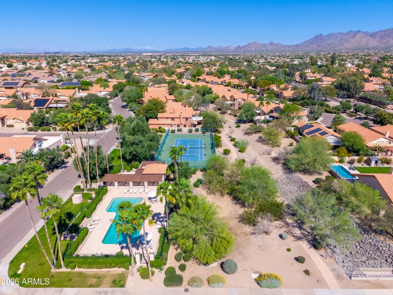 9596 E Windrose Dr - 53