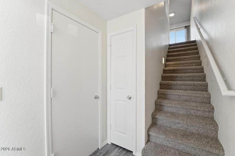 225 N Pomeroy APT 14-9