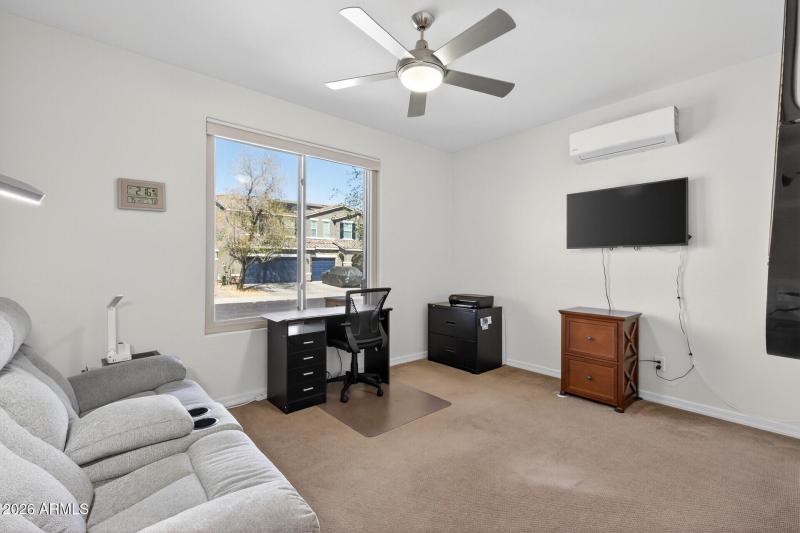 35_18349_W_Carol_Ave35_mls