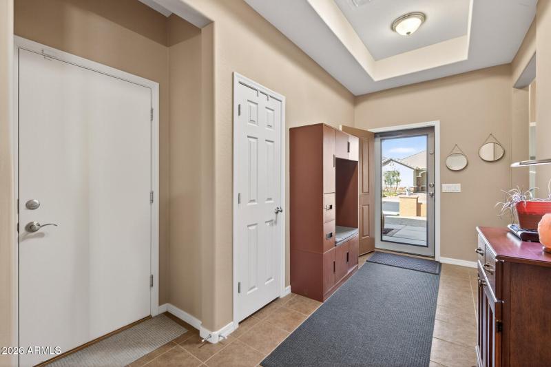 38_18349_W_Carol_Ave38_mls