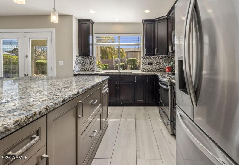 Kitchen with Large Island