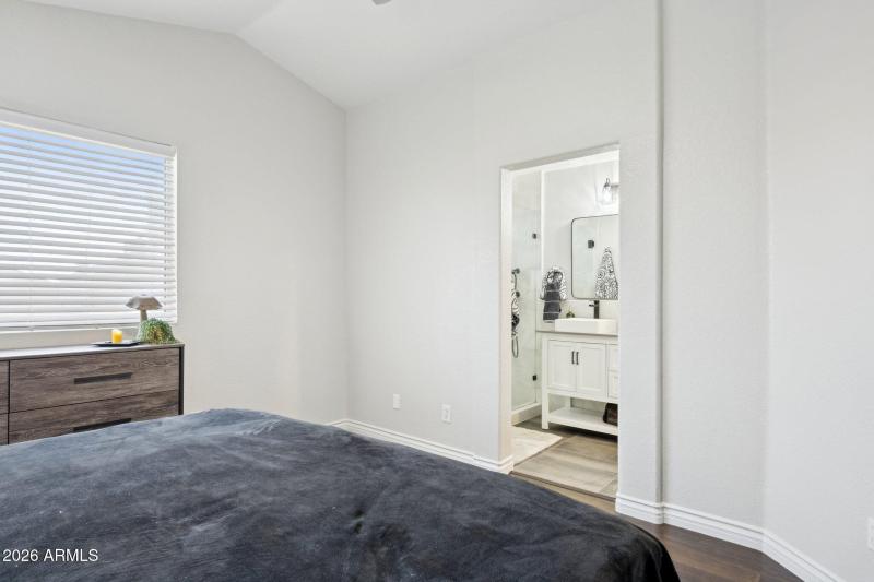 20-web-or-mls-4041-w-quail-ave