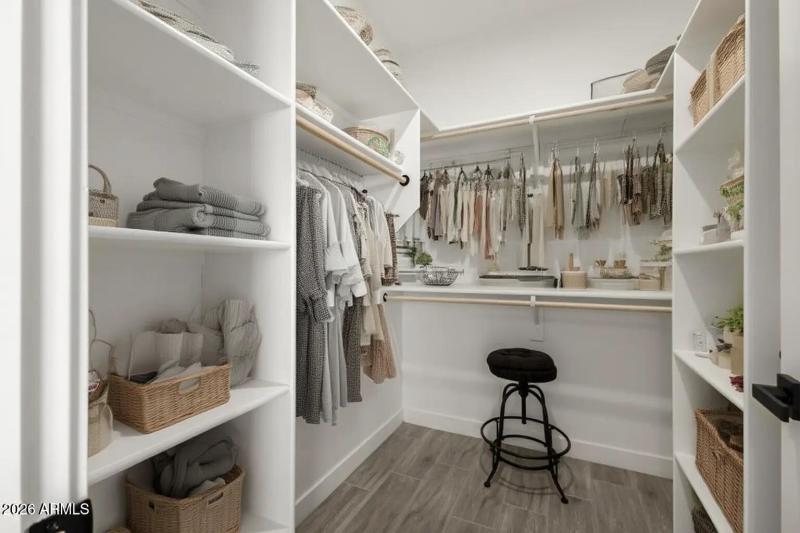 AI master closet JPG