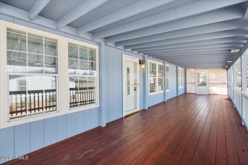 05-Front Covered Patio