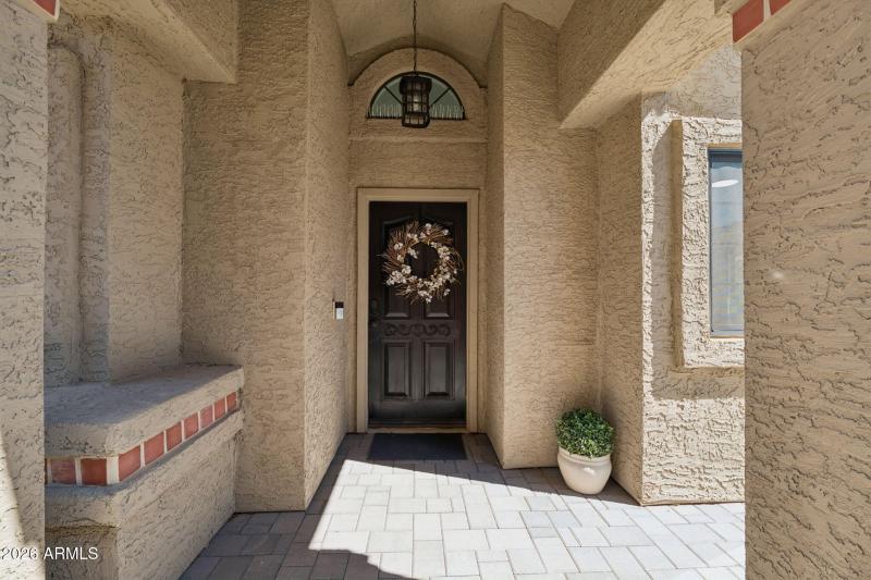 5-web-or-mls-7925-e-pepper-tree-ln