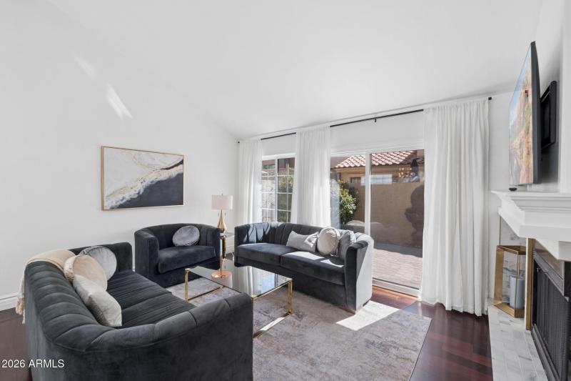 11-web-or-mls-7925-e-pepper-tree-ln