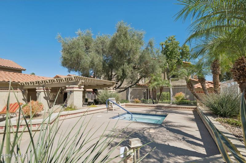 35-web-or-mls-7925-e-pepper-tree-ln