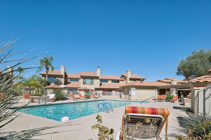 36-web-or-mls-7925-e-pepper-tree-ln