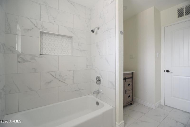 20220114182544067203000000-o