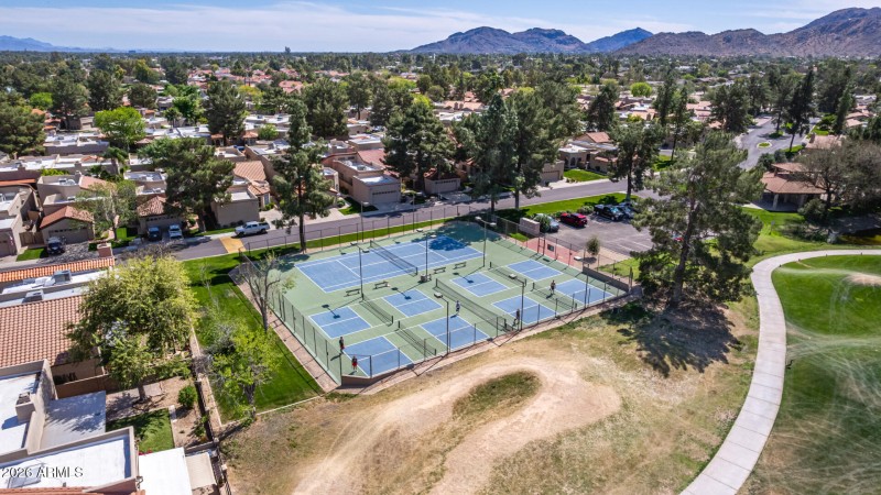 Pickleball Courts & Tennis