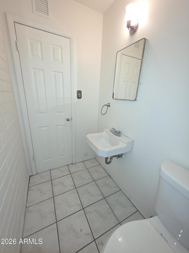 HALF BATHROOM-Entrance