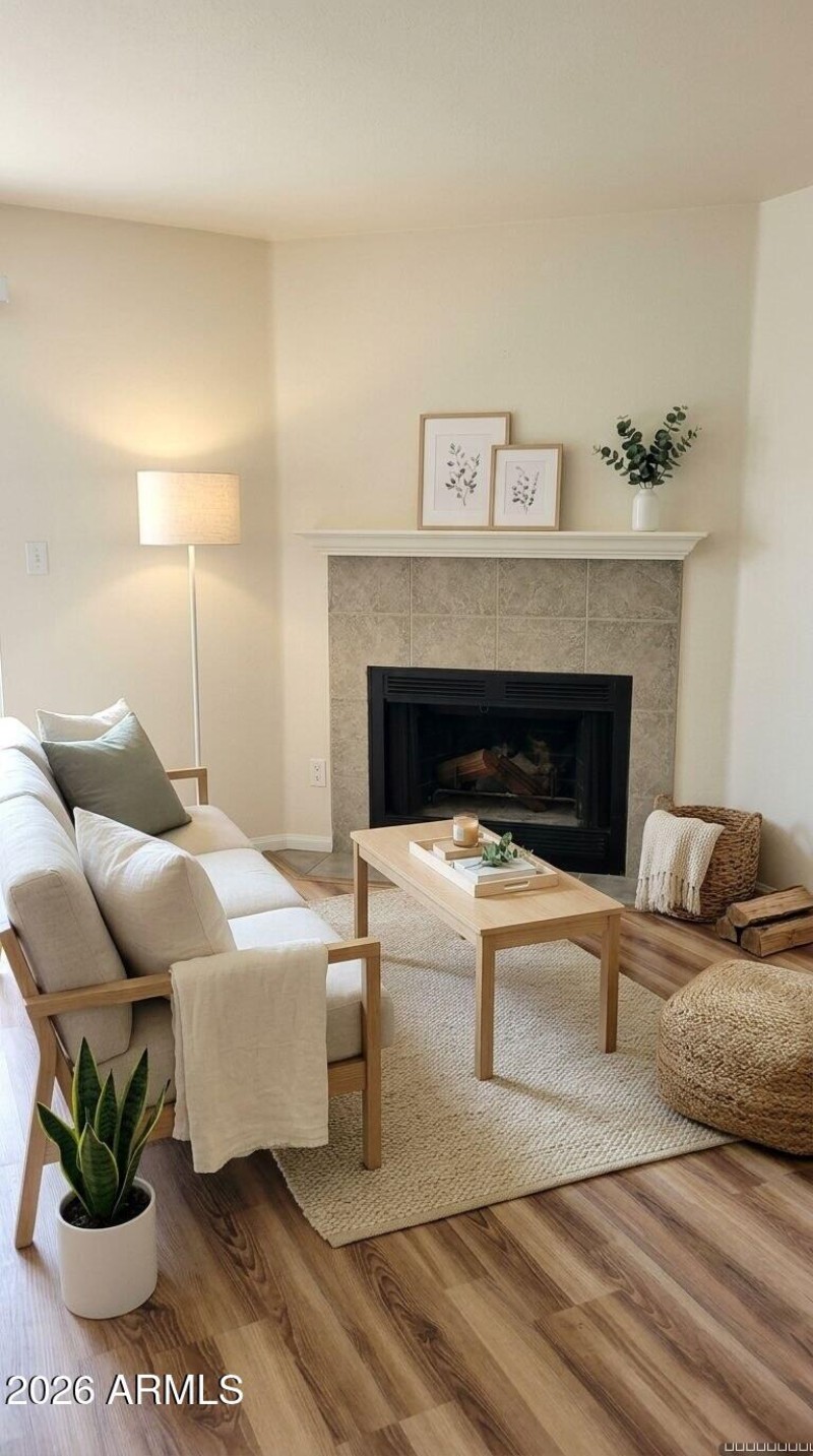 Lvng Rm Fireplace-staged