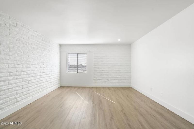 f5dc0ae9c7a2e6c19e15a94f8c5acfec-uncropp