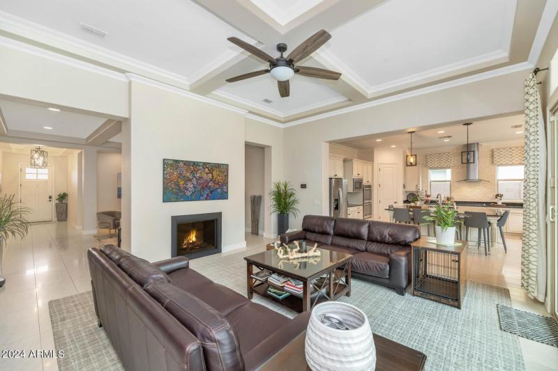 10148 W Avenida Del Rey-large-007-017-10