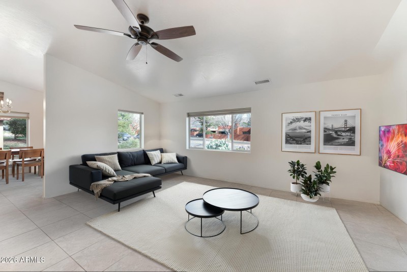 Property_AAA6_100_Rain_Trail_Rd-6_10-03-