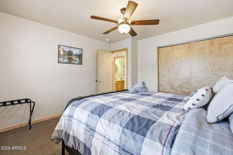 3437RiataRd-HeberOvergaard-AZ-13