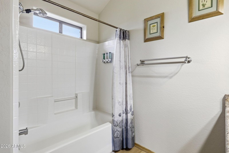 3437RiataRd-HeberOvergaard-AZ-21