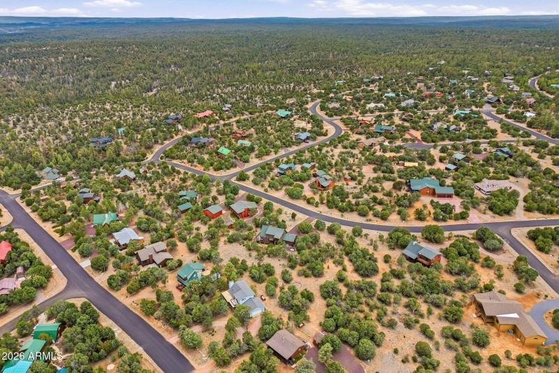 3437RiataRd-HeberOvergaard-AZ-32