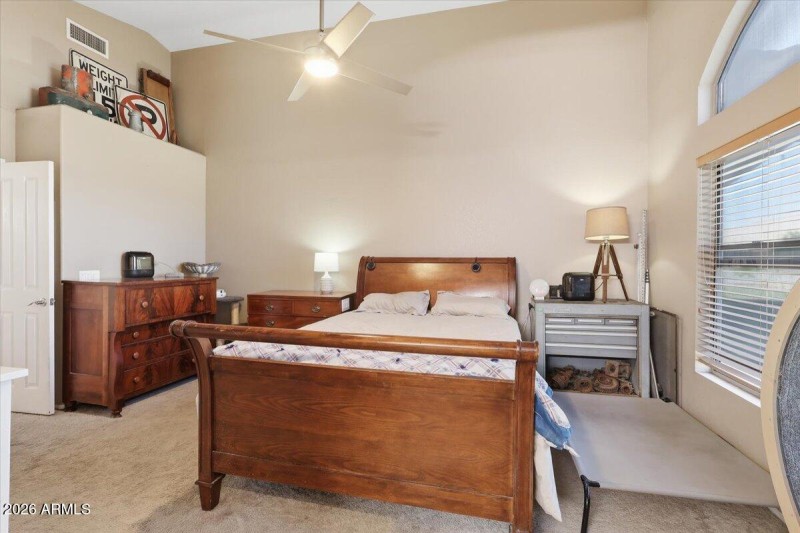 17-3bb28006-8983-49e3-a516-ef286337b897