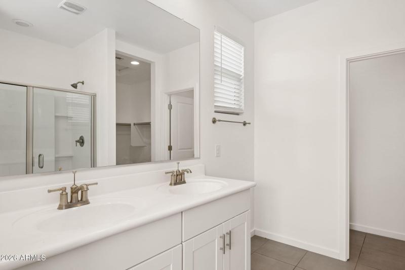 23-web-or-mls-4337-w-allen-st