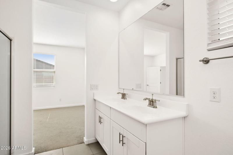 25-web-or-mls-4337-w-allen-st