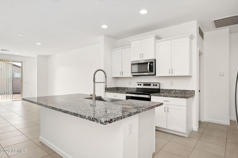 7-web-or-mls-4337-w-allen-st