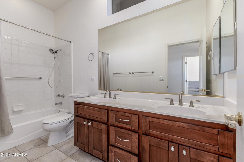 13782 East Laurel Lane