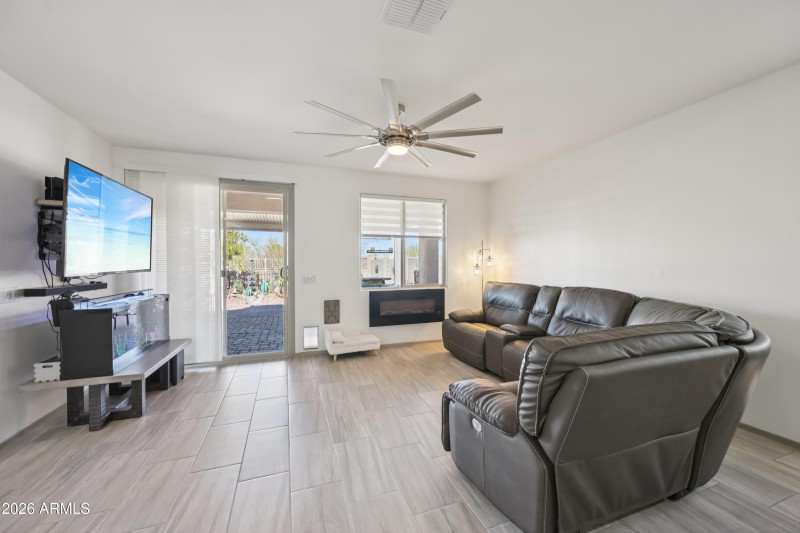 8-print-W Spring Dr-S0703-008