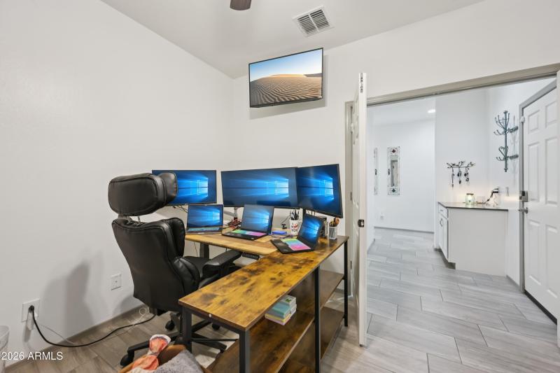 29-print-W Spring Dr-S0703-029