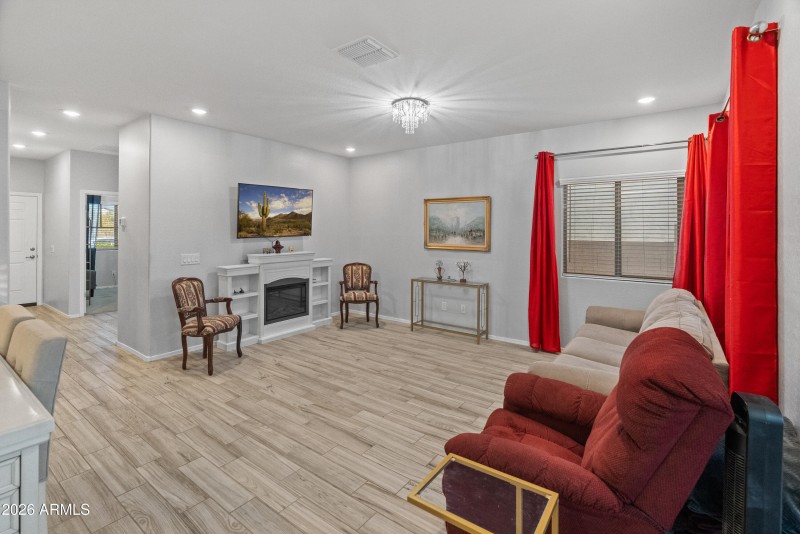 12739 W Myrtle Ave-13