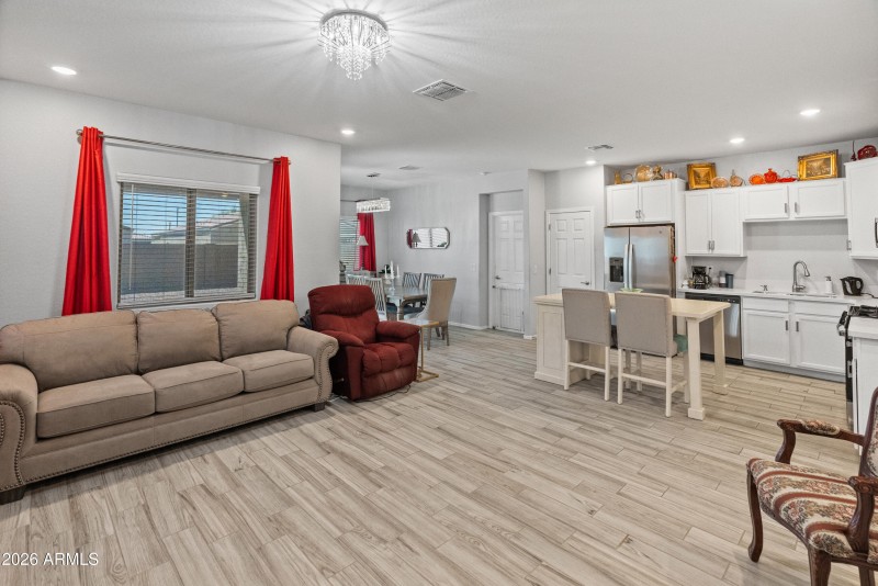 12739 W Myrtle Ave-14