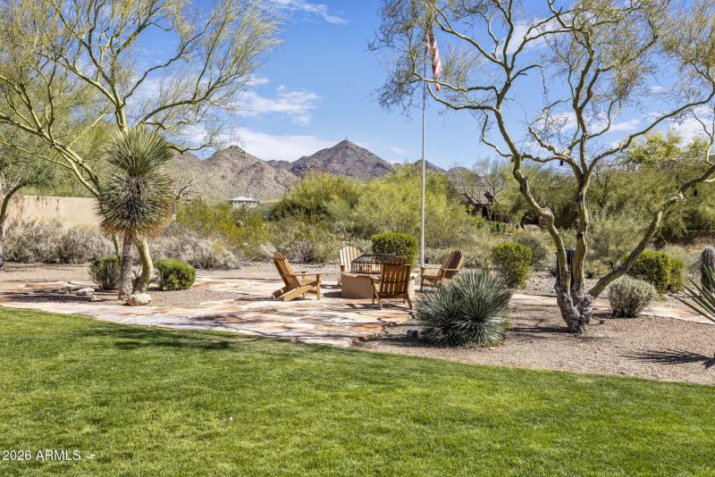 Community Park w/views